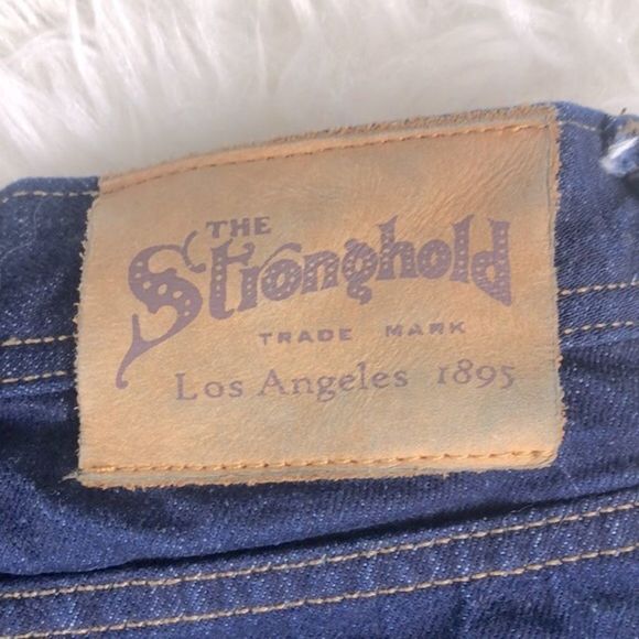 The Stronghold Relaxed Tapered Button Fly Dark Wash Jeans Size 32x30 - Picture 5 of 10